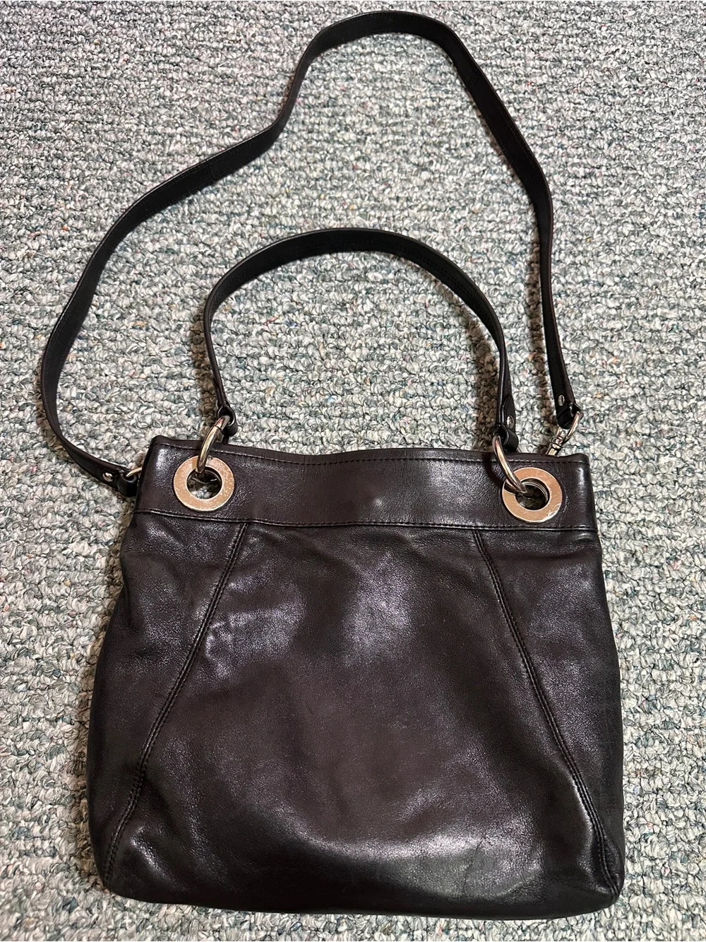 EUC Coach Y2K Ashley Hippie Bag F17605 Black Leather Pleated Shoulder Bag - Picture 2 of 14